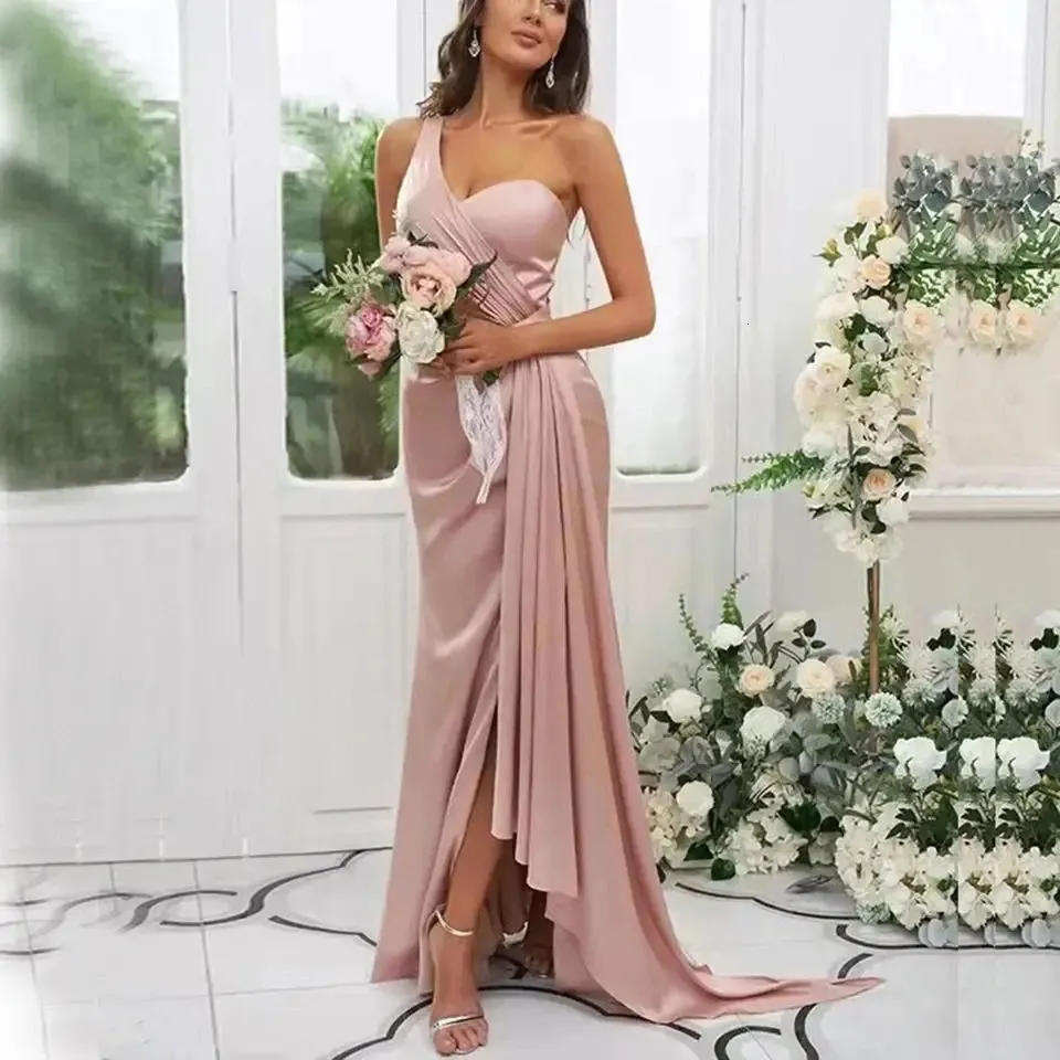 Urban Sexy Dresses Anpassad 2023 One Shoulder Bridal Dress Long Mermaid aftonklänning Satin Sydd bröllopsklänning Kvinnlig gästklänning 231127