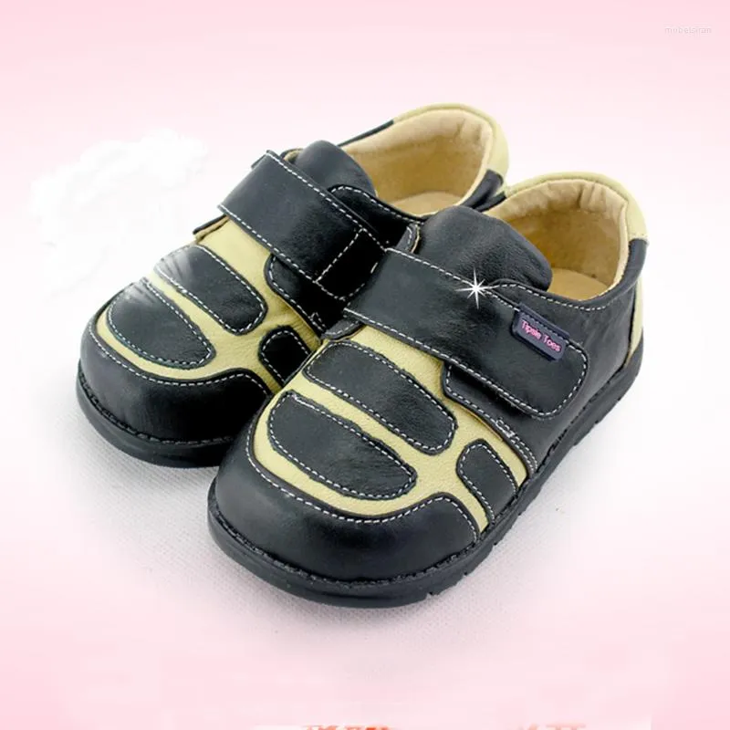 Sapatos planos tipiesoes Brand High Grade Sheepskin Leather Baby Kids School School para meninos e meninas 2023 Spring Autumn