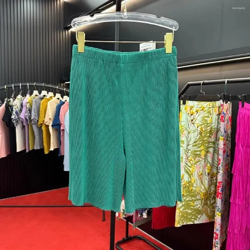 Shorts femininos miyake plissado verão 2024 simples casual moletom solto macio elástico calças largas