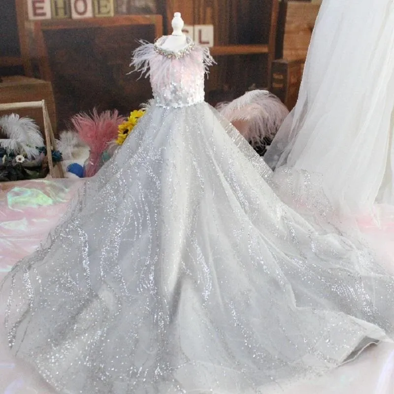 Dresses Handmade Fashion Design Dog Clothes Pet Wedding Dress Princess Queen Gown Trailing Feather Pink Grey Sequin Sparkling Skirt