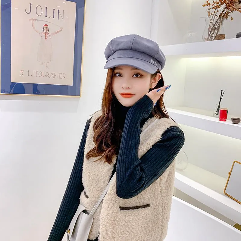 Stingy Brim Hats Fashion For Women Winter Autumn Retro åttkantig hatt Kvinnlig koreansk målare Sboy Cap Solid Color Gorras