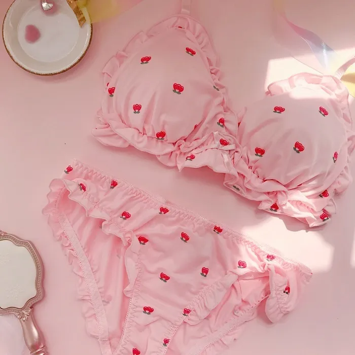 Kawaii Lolita Strawberry/Printed Milk Silk Bra And Panty Set Back Soft And  Comfortable Intimates With Wirefree Fabric 230427 From Kong00, $14.26