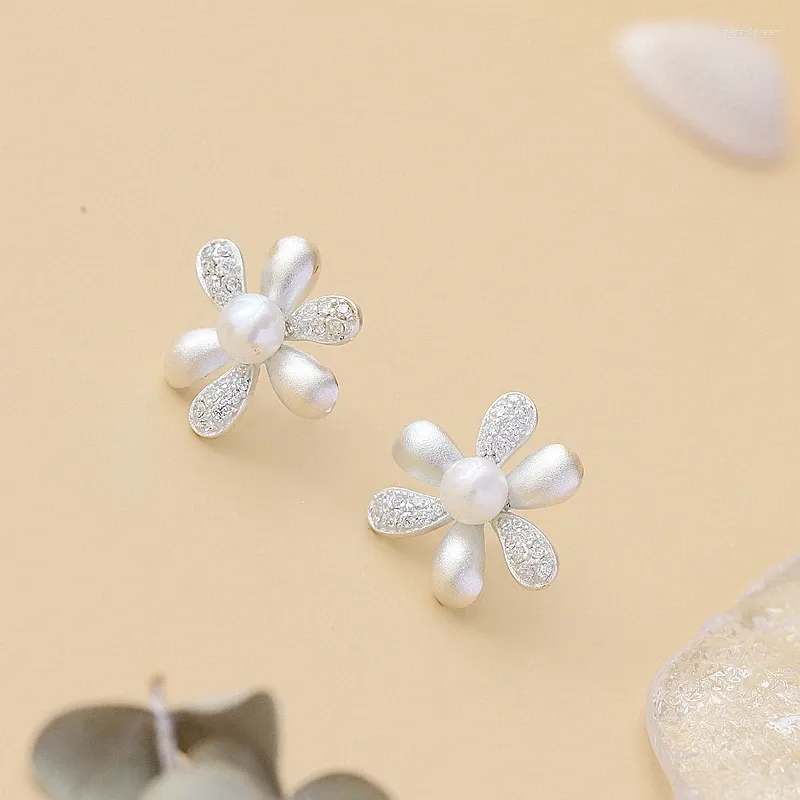 Studörhängen Autentisk 925 Sterling Silver Earring Fashion Style Petal inlaid Natural Freshwater Pearl Women Jewelry Gift