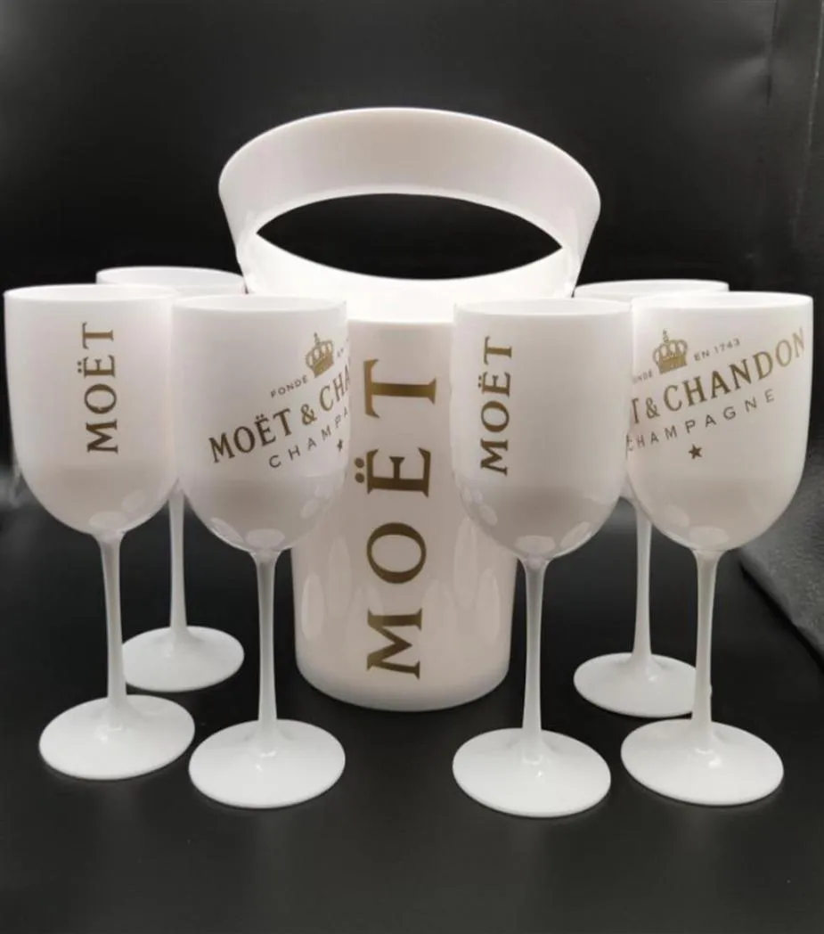 Ice skopor och kylare med 6 st vitt glas Moet Chandon Champagne Glass Plastic302W9720640