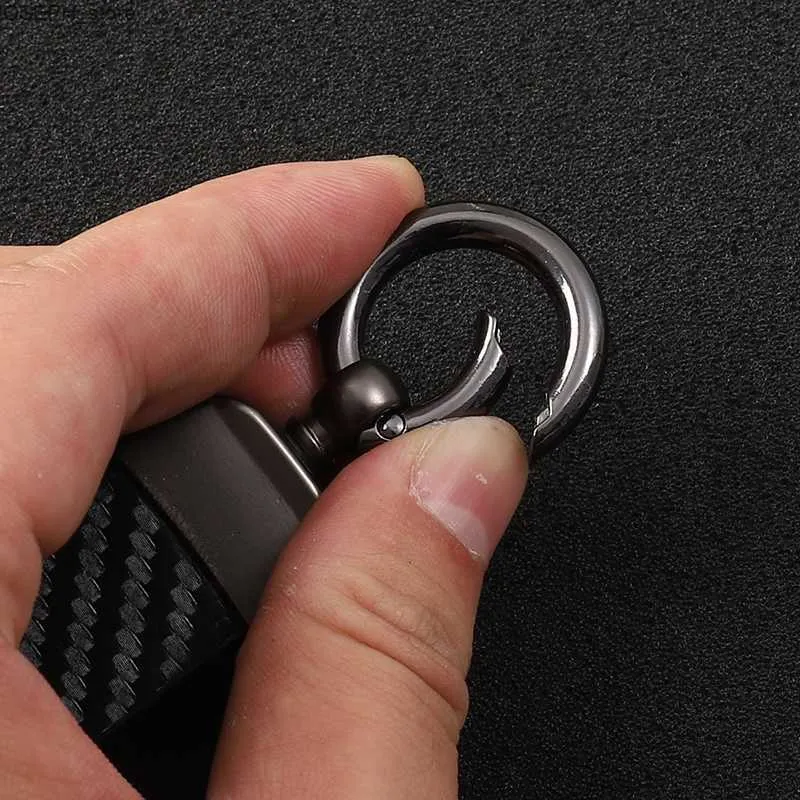 Auto Kohlefaser Muster PU Leder Schlüsselanhänger für Fiat 500