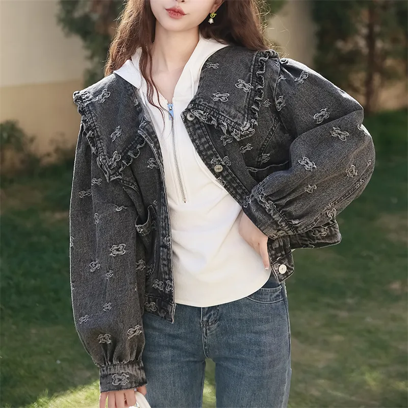Kvinnors jackor vintage skörd denim jacka kvinnor söt koreansk mode peter pan krage knapp jeans kappa kvinnliga långa ärmar Löst outwear 230427