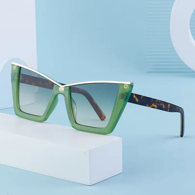 Sunglasses Vintage Cat Eye Women Green Frame Sun Glasses Sexy Woman Brand Designer Retro Shades Fashion UV400