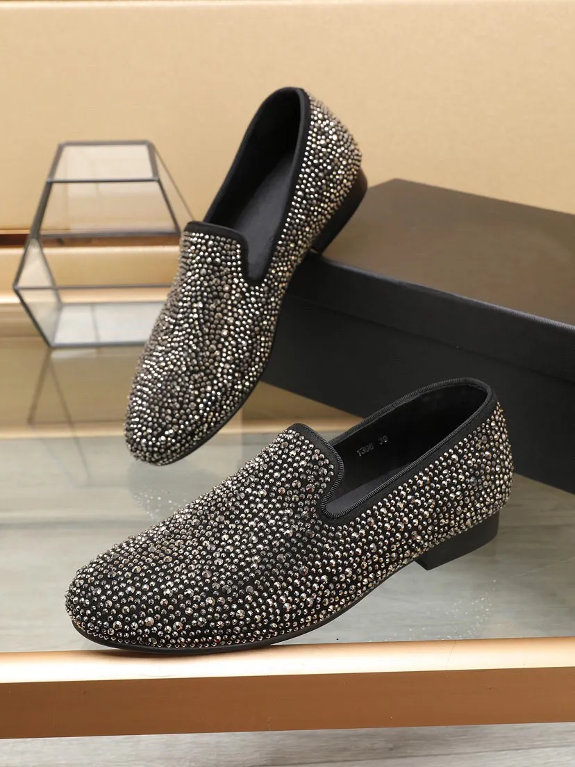 2023 hommes élégant affaires fête robe de mariée chaussures messieurs Greggo mocassin décontracté strass mocassins marque mode marche appartements taille 38-44