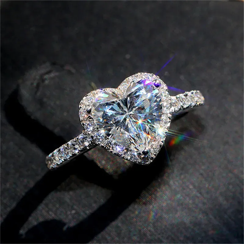 Wedding Rings For Women Zircon Charms Bridal White Gold Color Engagement Promise Ring Trendy Korean Marriage Jewelry Wholesale 231124