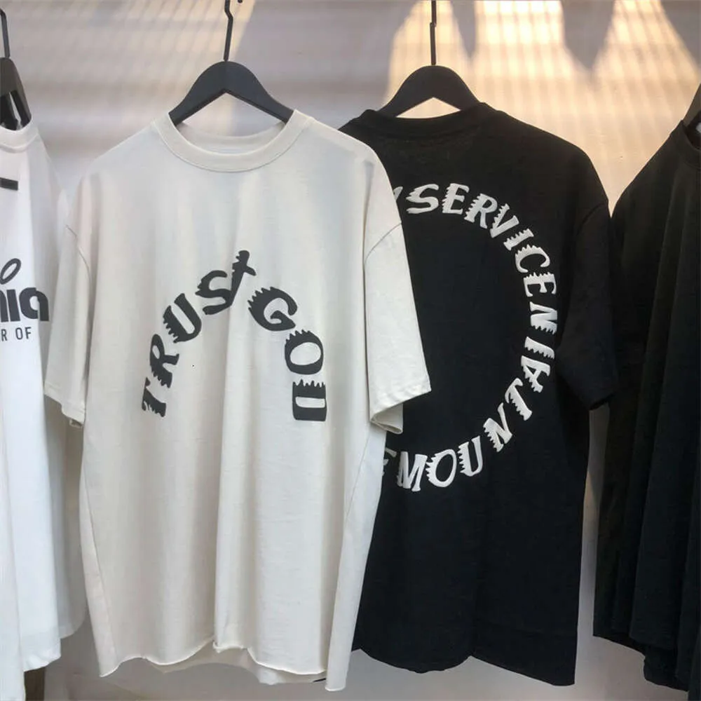 디자이너 패션 의류 남성 티 TSHIRT KANYES WEST LISA MUSIC FESTIVAL 같은 폼 프린트 하이 스트리트 남성 여성 느슨한 짧은 슬리브 티셔츠