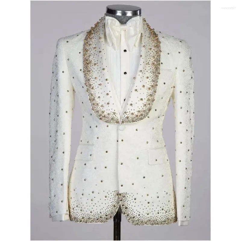 Costumes pour hommes de luxe ivoire 3 pièces perles diamants perles sur mesure un bouton large revers Jacquard Blazer gilet grande taille robe de mariée