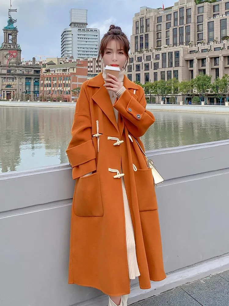 毛皮のランレムホーンボタンウールコート女性のミッドレングス秋冬2022年、新しい肥厚した韓国スタイルの暖かいファッション服2R6007