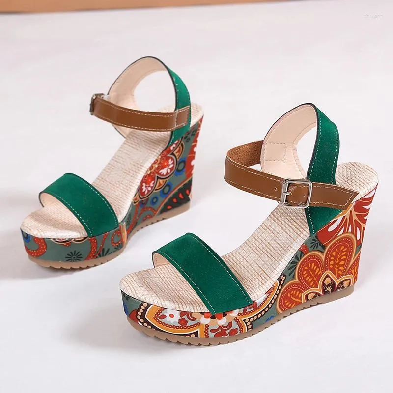 صندل الزهور المطبوعة للسيدات 2023 أسافين الكعب أحذية النساء السيدات الصيفية منصة الصلاحية zapatos mujer