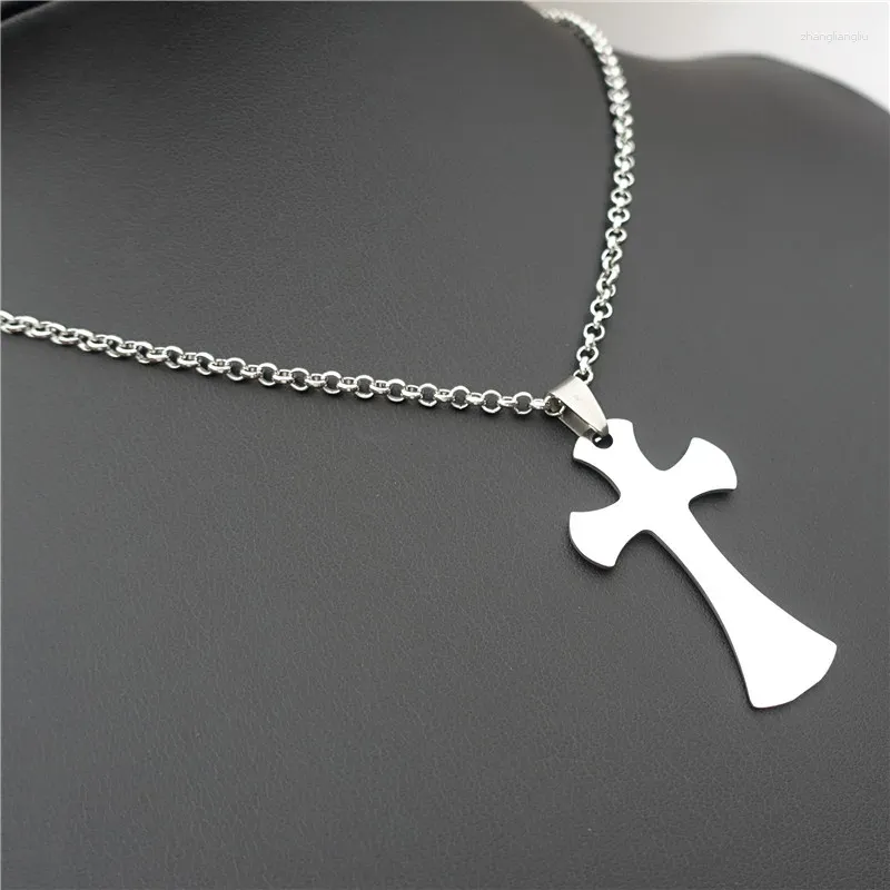 Pendant Necklaces 12 Pieces Smooth Cross Necklace Stainless Steel Jesus Christian Jewelry With Rope And Chain For Men Women Wholesale Pack