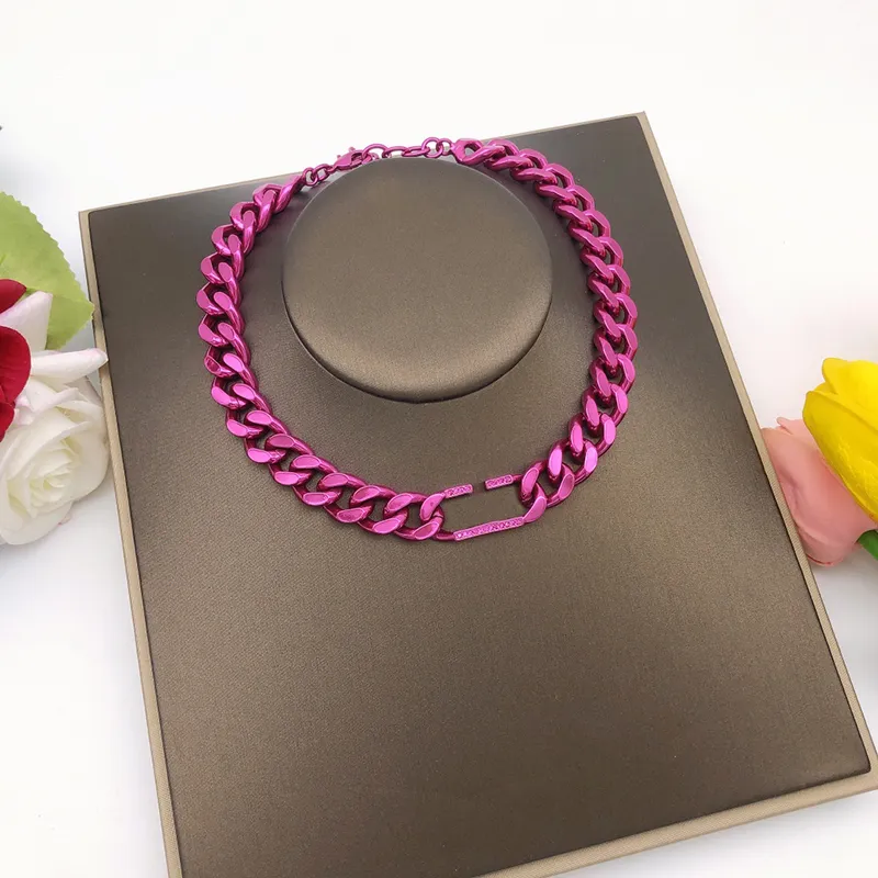 Armband-Halsketten-Set, Designer-Luxus-Sets, modische lila Armbänder und Halsketten für Frauen, Messing-Material, berühmter Schmuck, Designer-Schmuck