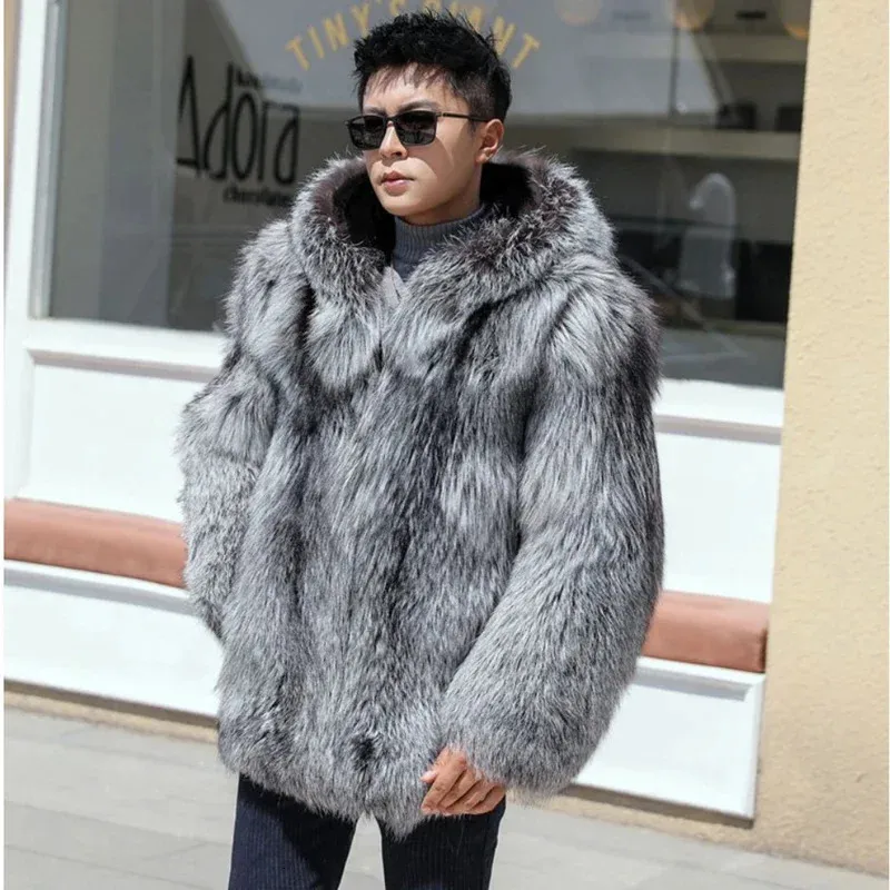 Mężczyzn Fur Faux Model 2023 Winter Warm z kapturem mody Men Mink zintegrowany płaszcz Srebrny Przytulna kurtka 231127