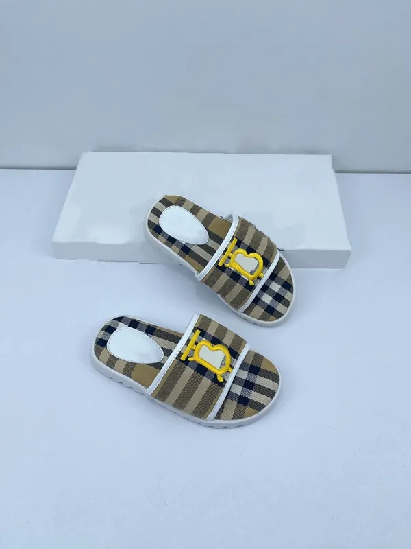 Het flicka toffel mode sommarsandaler barn designer skor barn pojkar svart hus tofflor sko eu 26-35 baby pojkar småbarn sandal