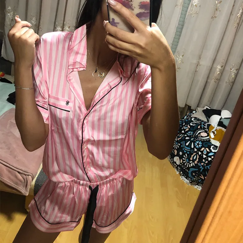 Kadınlar için Sleepwear Zarif Saten İpek Pijamalar Kadınlar İçin Set 2 Parçalı Kısa Kollu Pijama Pijamaları Ladies Yaz Şortları Salon Giysileri Ev Kıyafetleri 230428