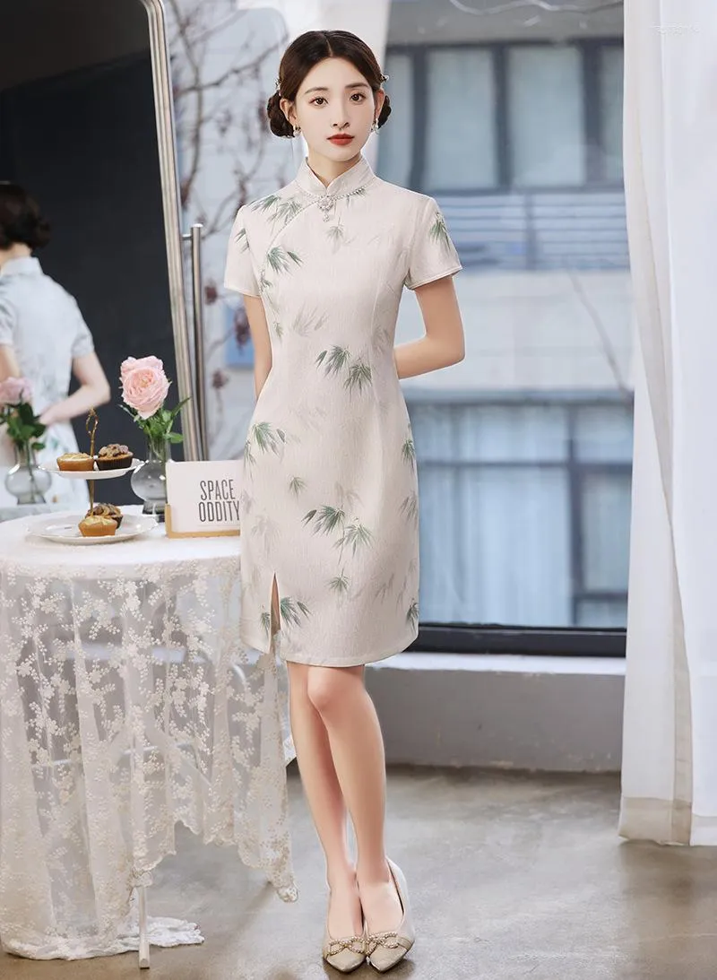 Ubranie etniczne Chińskie dziewczyny seksowne z koraliki mandarynki kołnierz szyfon qipao moda vintage kobiety z krótkim rękawem sukienka cheongsam