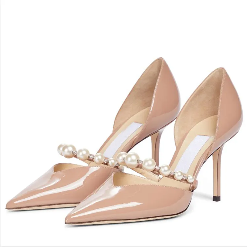 Słynne sandały sandały pompki luksusowe aurelie 85 mm Włochy Piękna spiczastowa palca Pearl Pasek kostki Nude Patent Designer Wedding Party Sandal High Heels Box UE 35-43