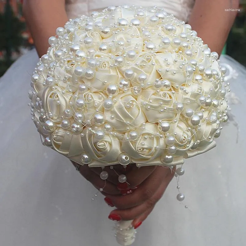 Fleurs de mariage Champagne clair, magnifiques perles en chaîne, Bouquet de roses de demoiselle d'honneur, Bouquets de mariée artificiels faits à la main