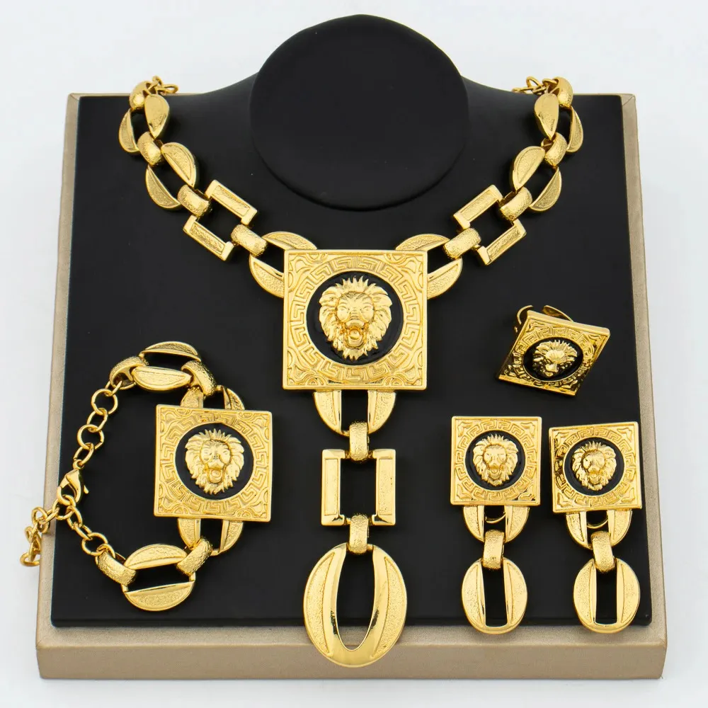 Wedding Jewelry Sets YM Jewelry Set Fashion Woman 18k Gold Plated Necklace Bangle Jewelry Face Shape Chain Pendant Copper Earring Square Ring Gift 231128