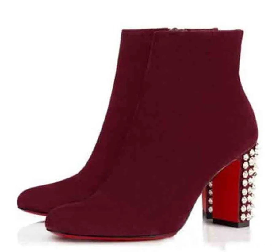Red bottom deals boot heels