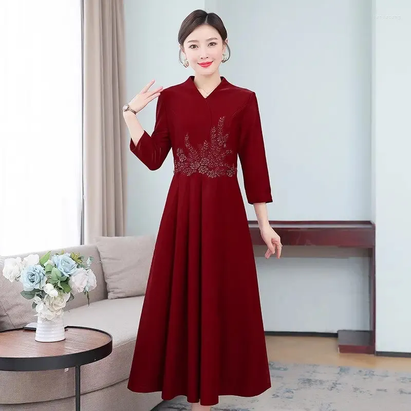 Casual Dresses Qipao 2023 Autumn Chinese Style Mother's Wedding Dress Elegant Noble Ladies Improved Cheongsam Banquet Z3555