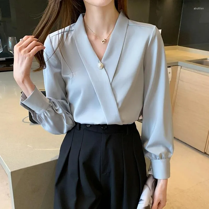 Damesblouses Damesoverhemden Lente Herfst Elegant Koreaans Mode Satijnen V-halsblouse Vrouwelijke top Los chiffon overhemd met lange mouwen 112E