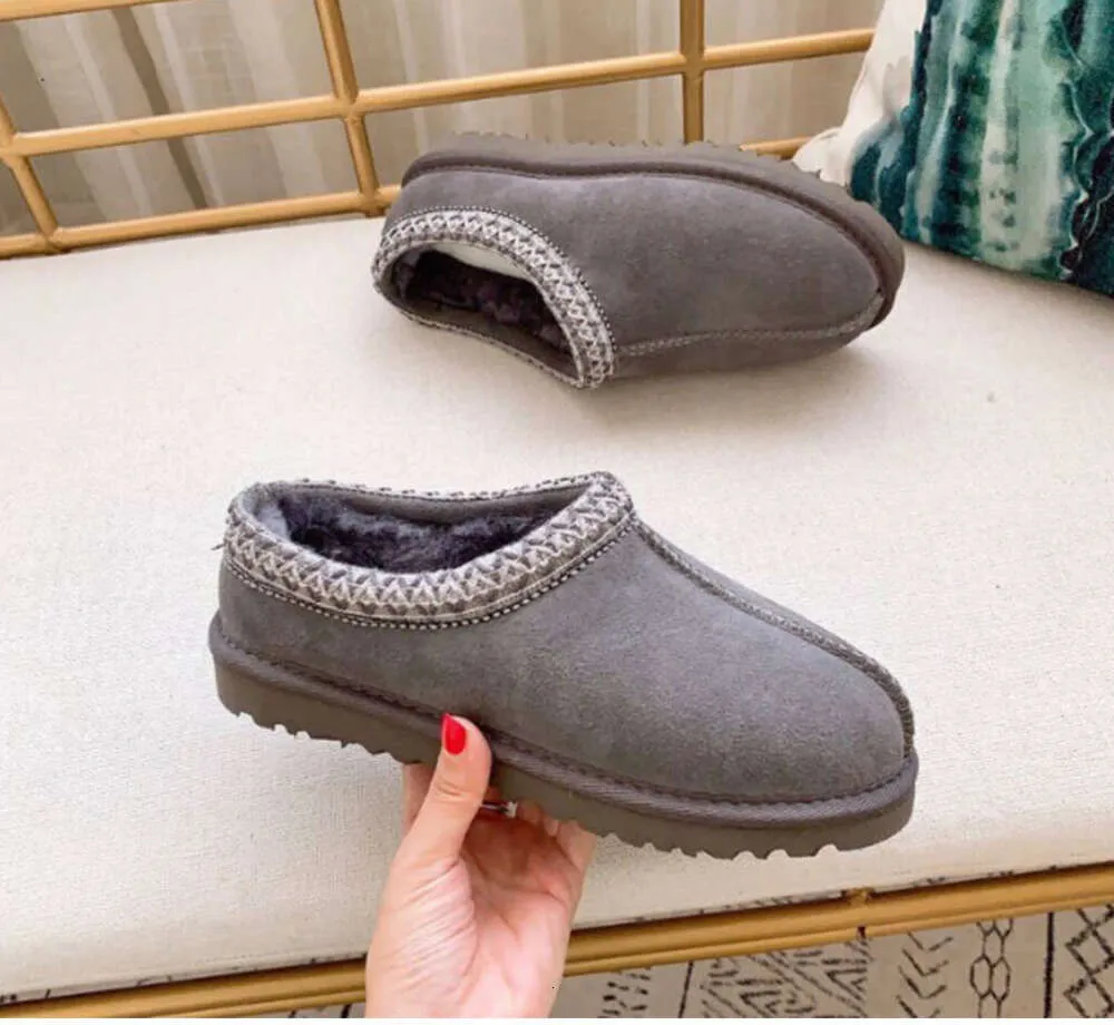 Tasman Slippers Kastanje uggssy Slides Schapenvacht Shearling Tazz Klassieke Muiltjes Dames Heren Ultra Mini Platform Laars Schoenen Suède Bovenwerk Herfst Winter Mode schoenen