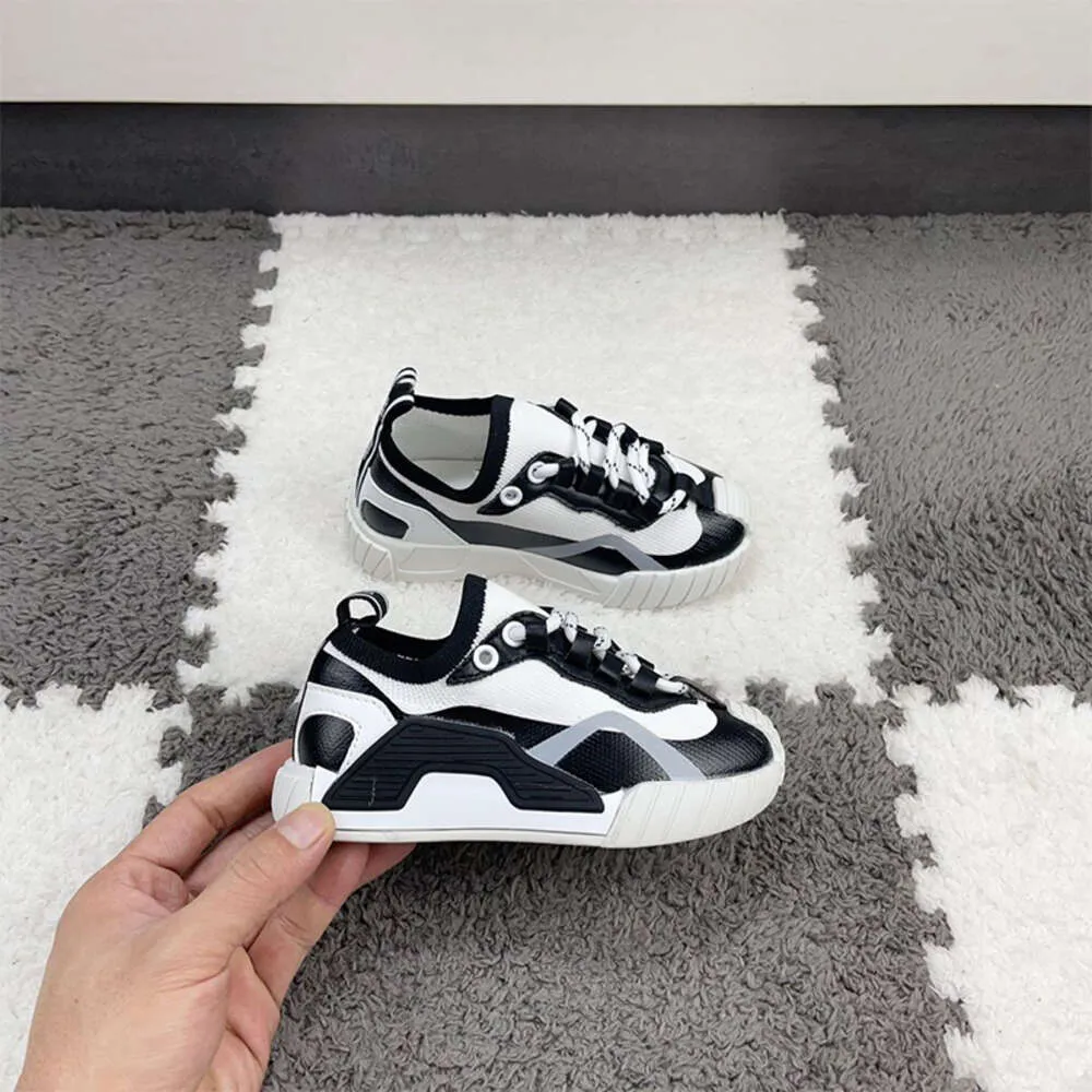 Classic 2023 infant kids shoes luxury designer children toddler Bee sneakers baby boys and girls Retro shoe Outdoor Sports Trainers