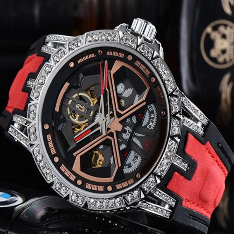 Relógios de pulso esqueleto de luxo de luxo relógio mecânico para homens cronógrafo de hip hop legal relógios de relógio masculino relógio de pulso grande discagem recar