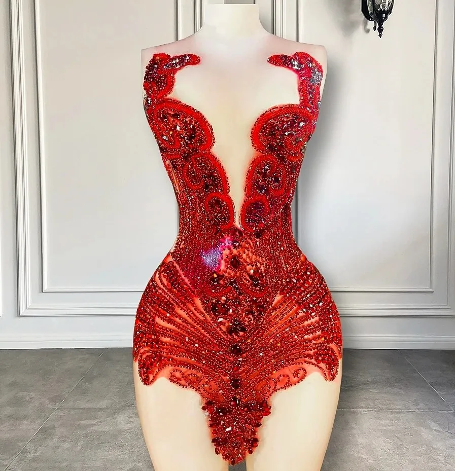2024 Luxury Sexig Se genom Prom Dress Sheer O-hals Sparkly Diamond Black Girl Red Short Cocktail Birthday Gowns Robe de Soiree