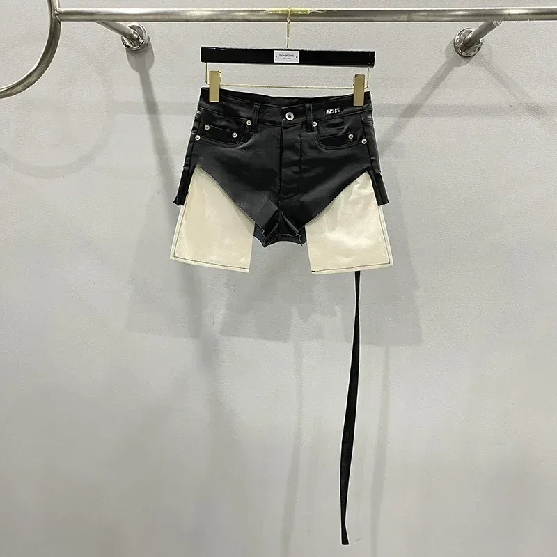 Stile jeans da donna - Pantaloni sexy alla moda con tasche grandi e triangolo in denim rivestito ultra corto neri