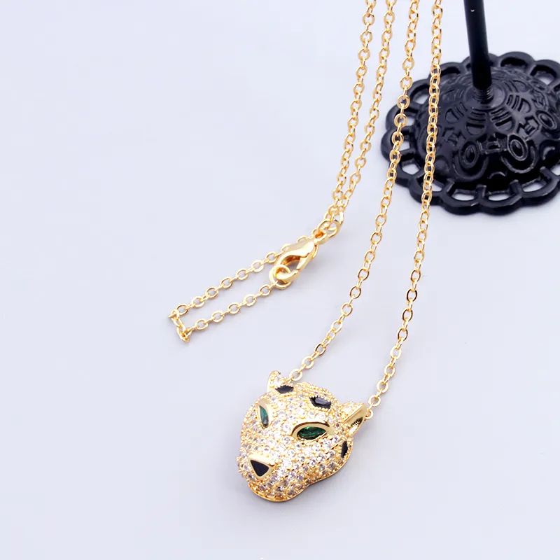 gold Designer dainty initial necklaces for women earrings set Elegant Clover locket Necklace Highly Quality Choker chains hard Jewelry 18K Plated gold girls party