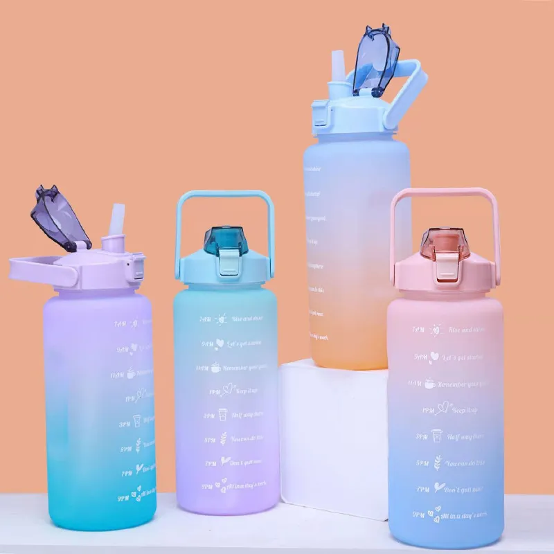 Butelki z wodą 2 litra duże pojemność motywacyjne picie sportu na zewnątrz z markerem czasowym Śliczne plastikowe kubki 230428