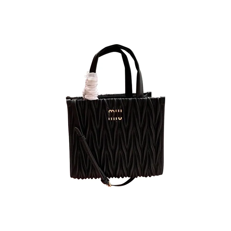 High fashion tote bag hotsell