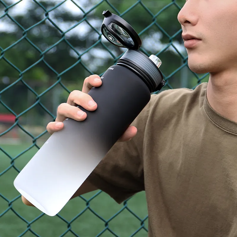 Water Bottles Super-capacity sports cup men's summer space cup fitness mug outdoor portable kettle 1000ml water bottle 230428