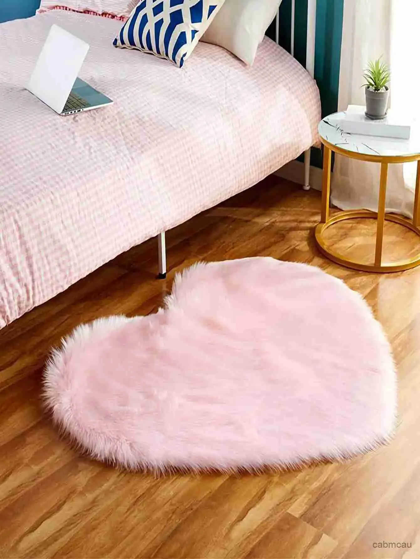 Tapetes imitação de pele tapete tapete rosa amor coração forma antiderrapante decoração de casa macia adequada para quarto sala de estar