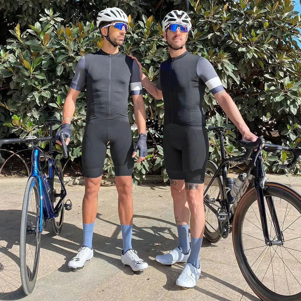 Bike touring best sale shorts