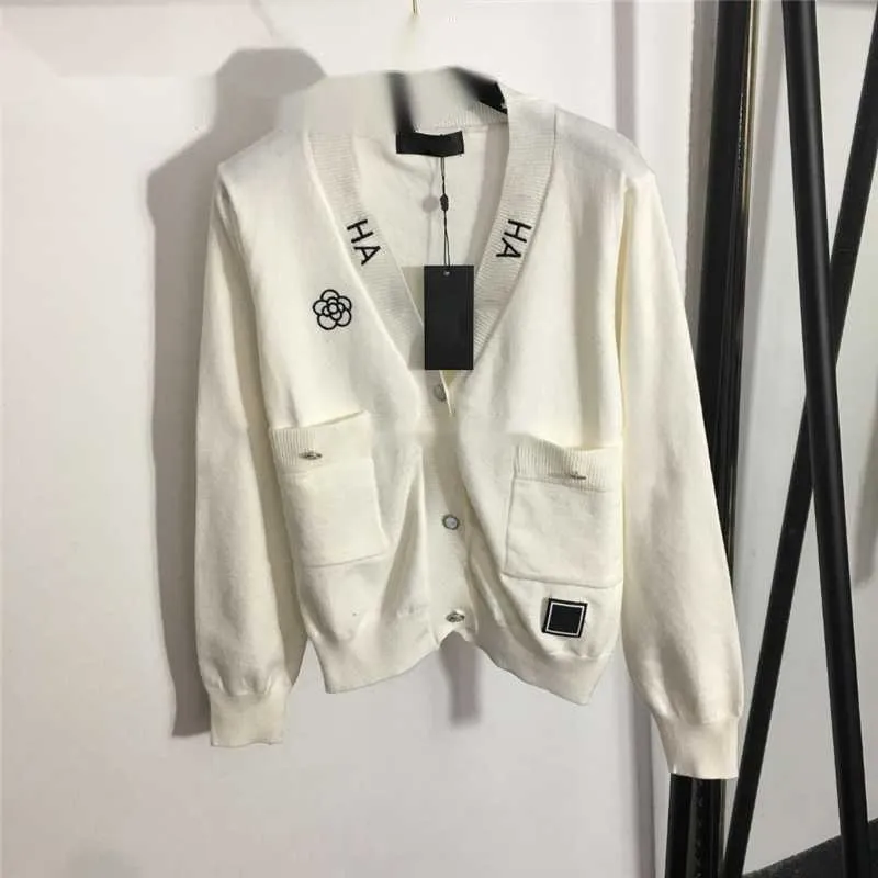 Damestruien Designer Borduurmotief Gebreid Top Meisjes Milan Runway V-hals Letter Button Shirt Vest 49H7