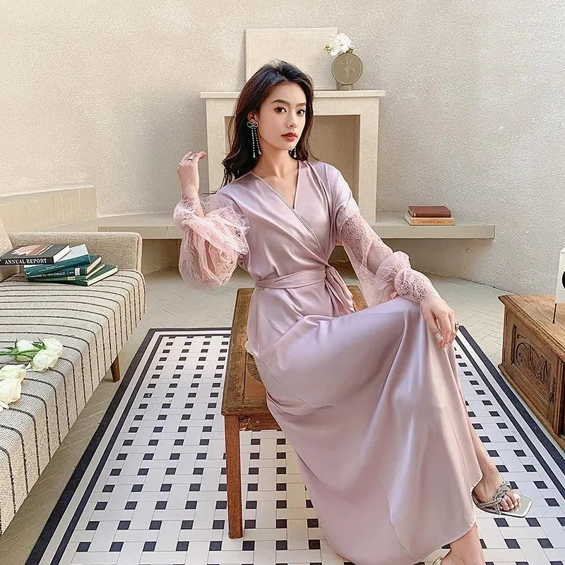 Women's Sleepwear Summer Robe Women Pajamas Ice Silk Pijama Mujer Boda Nightwear Pyjama Openwork Lace Morning Nightgown Wedding Vacation