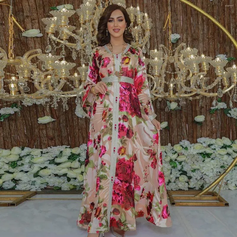 Ubranie etniczne muślin kaftan na Bliskim Wschodzie Dubaj różowy nadruk Abaya V-dół Turcja Kobiety Jalabiya Ramadan 2023 Long Marokan Caftan
