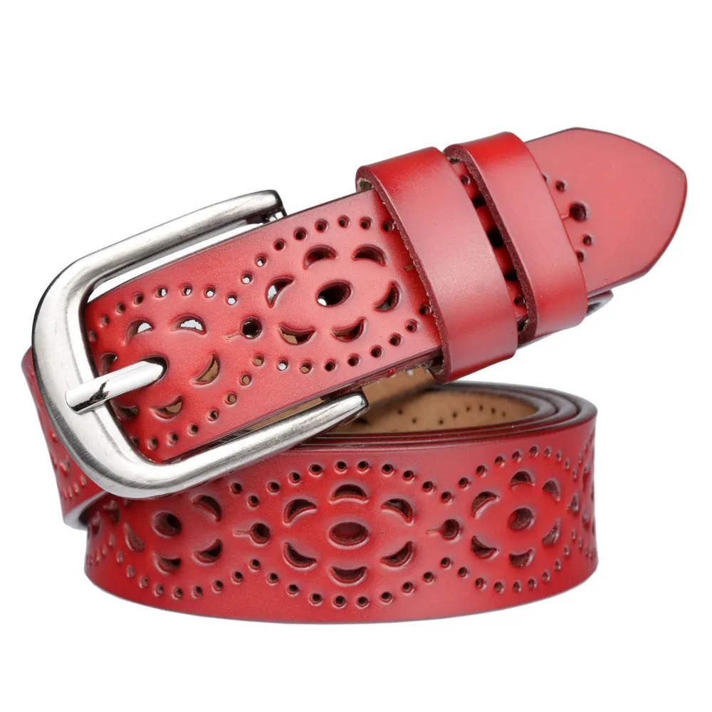 Cintura da donna in pelle di vacchetta casual e personalizzata cintura in vita scavata da donna decorativa semplice e alla moda con bottoni per pantaloni