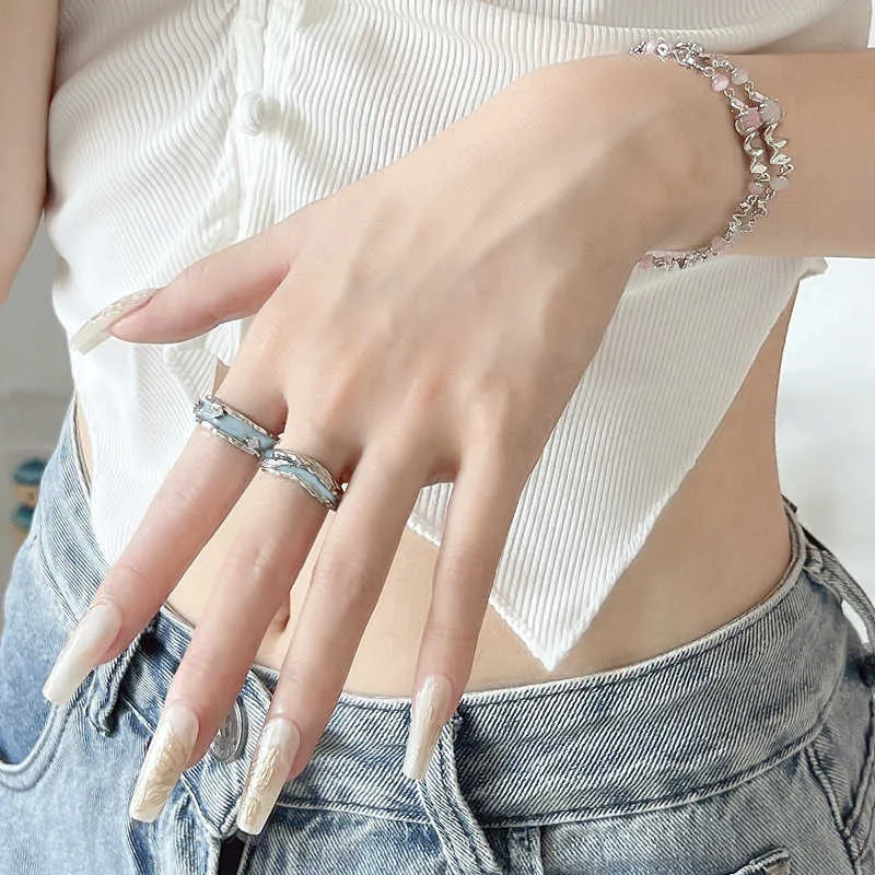 Band Rings Korean Fashion Geometric Wave Emamel Glaze Rings for Women Handmade Inlaid Zircon Open Ring Y2K Jewelry 2022 Ovanliga gåvor Z0428