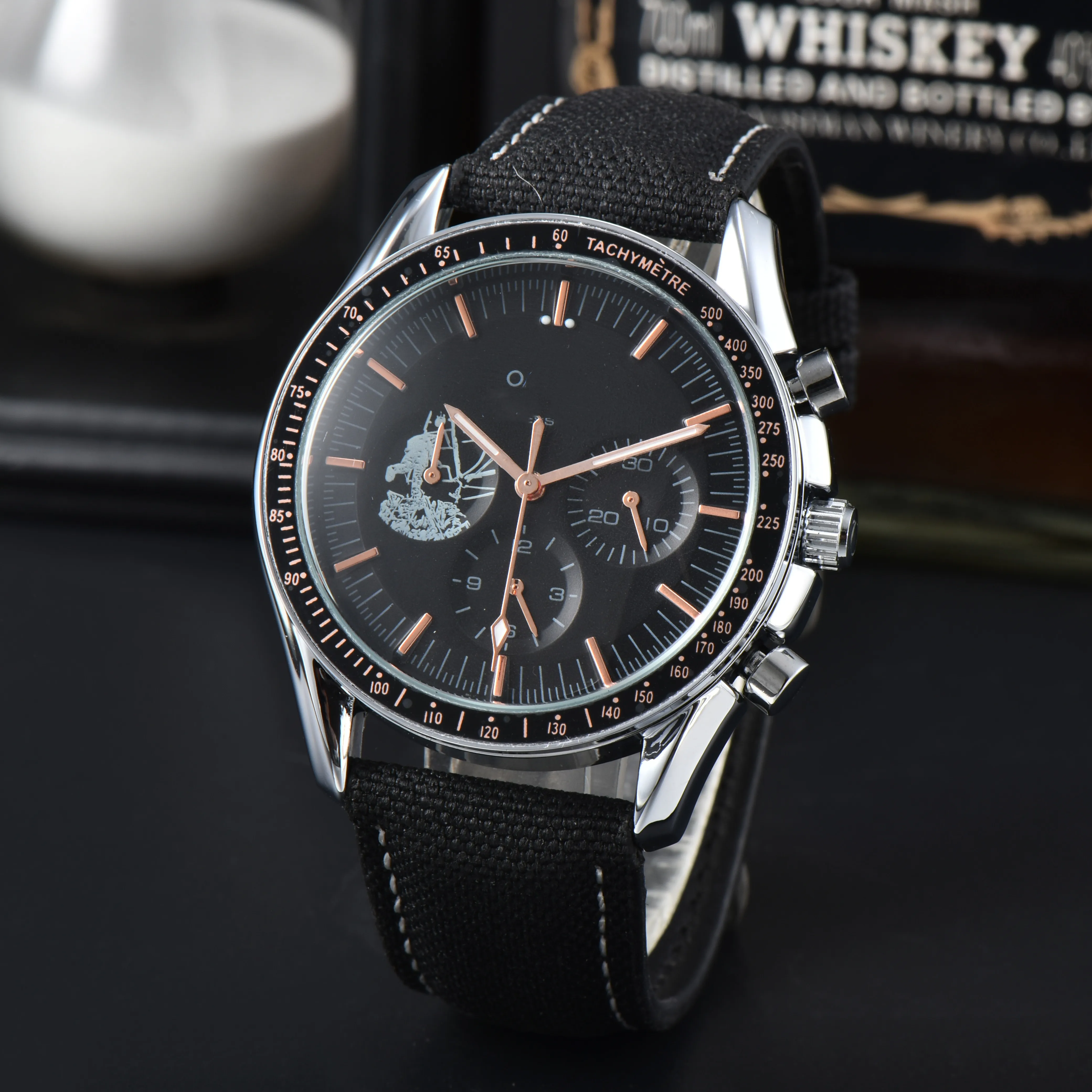 Luxury Watches Fashion Designer Mechanical Automatic Watches All rostfritt stål Skjutknapp Simning Watch Sapphire Luminous Watch