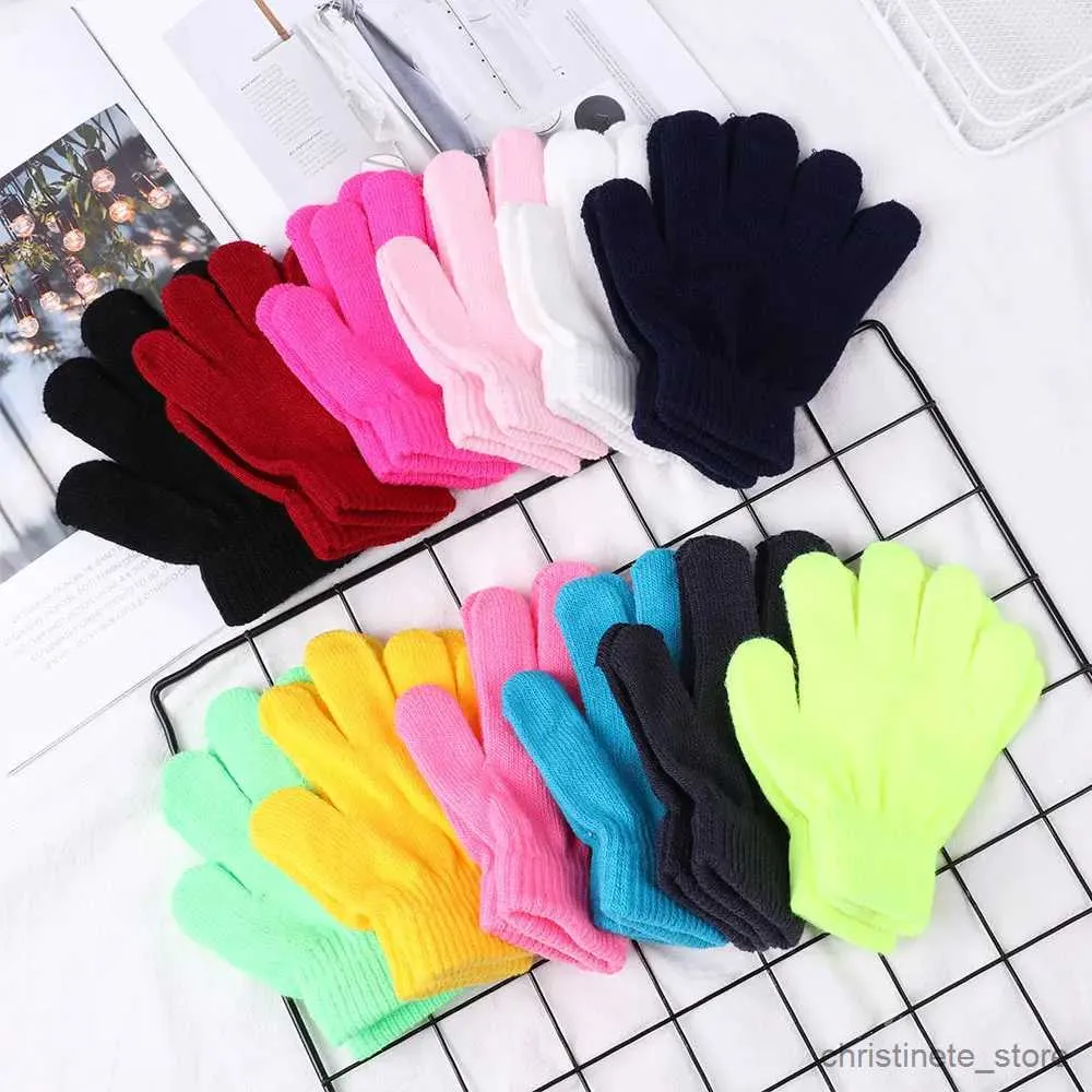 Mitaines pour enfants Gants tricotés extensibles pour enfants Bébés filles garçons Hiver Chaud Doigt complet Mitaine Couleur Bonbon Enfants Tout-petits Gants d'extérieur R231128