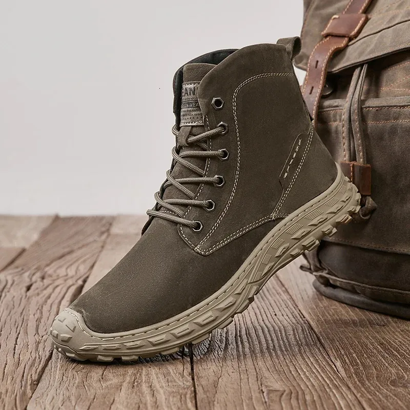 Chaussures habillées Les marques en cuir Martin bottes chaussures pour hommes en plein air décontracté antidérapant anglais cargo 231128