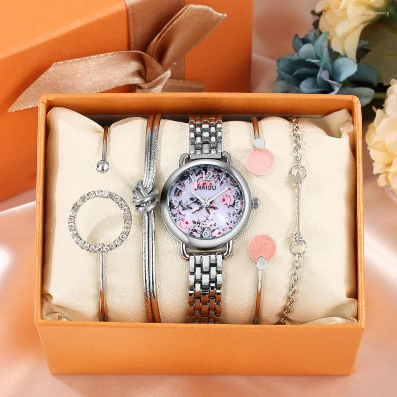 Armbanduhren Elegante Damenuhr Top Silber Quarz Frauen Handgelenk Klassisches Blumenmuster 5 STÜCKE Armband Set Für Geschenk