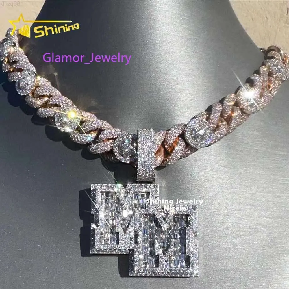 Hip Hop Double M glacé personnalisé argent bijoux Baguette diamant Gra Moissanite Mini lettre initiale pendentif